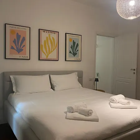 Palazzo Venezian 5 Apartment Trieste